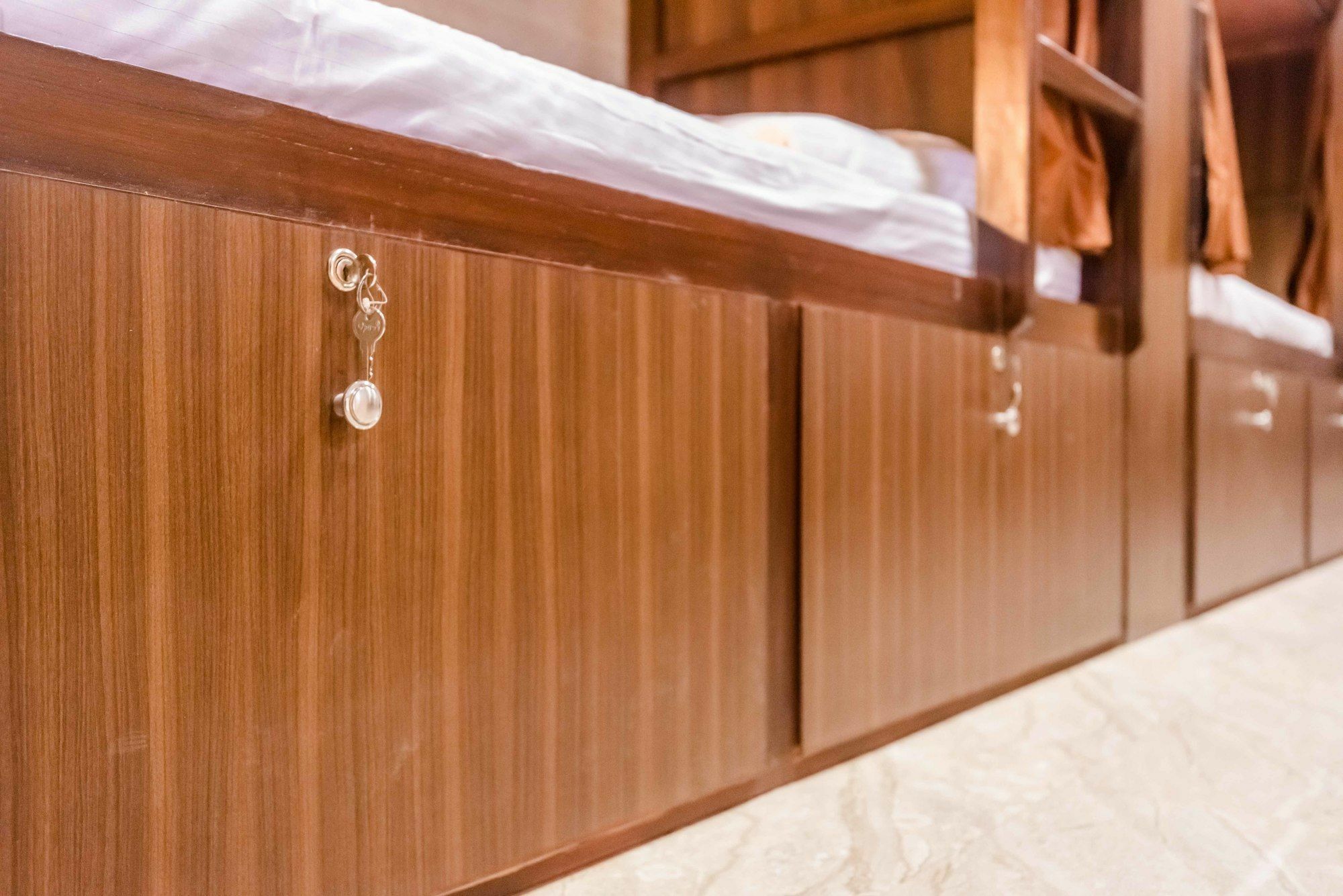 Awesome Dormitory - Men Only Mumbai Bagian luar foto